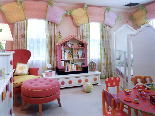 Интерьер дома детской комнаты в стиле Барби