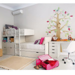 Светлый дизайн и планировка детской комнаты для девочки