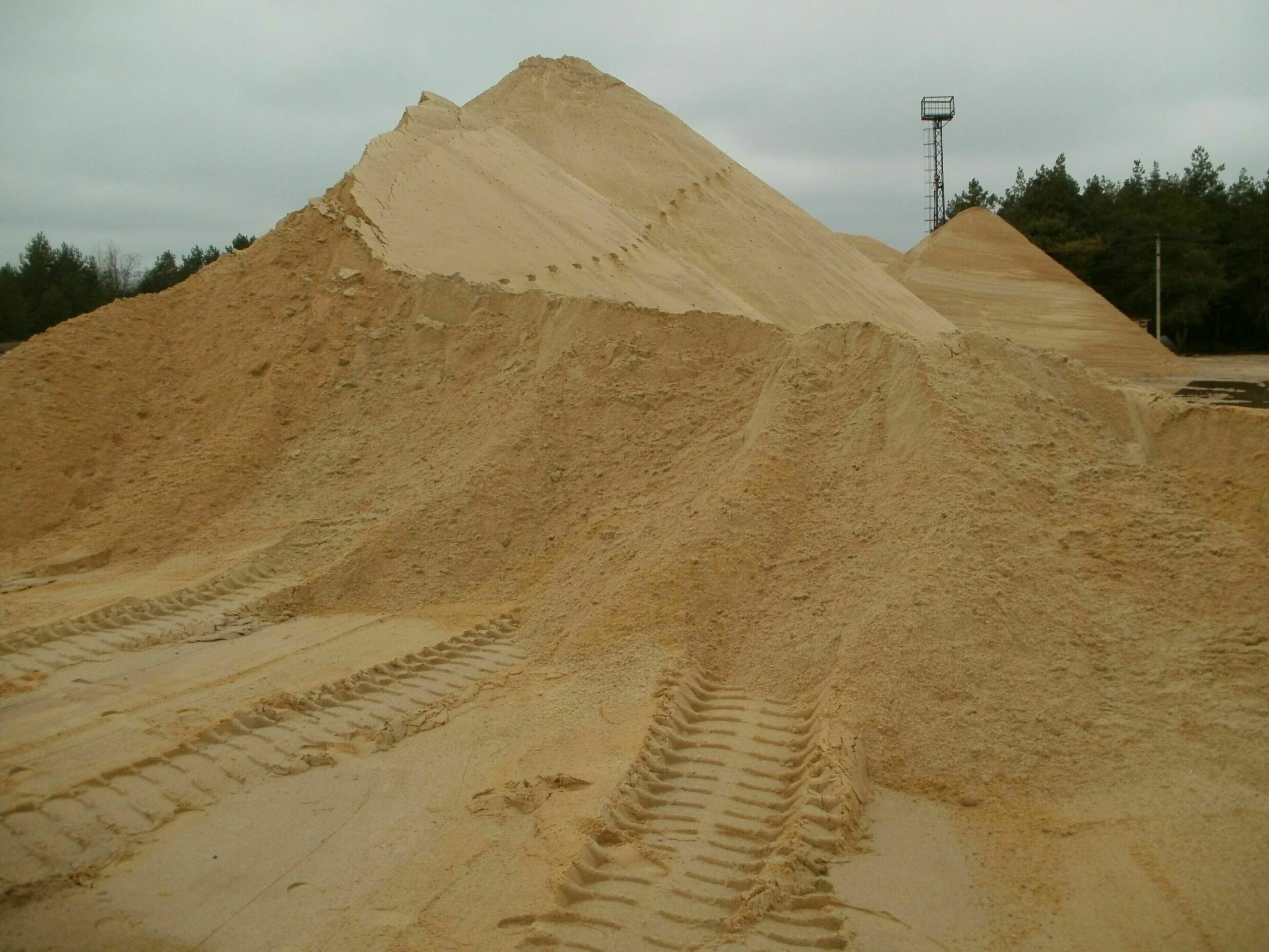 Как выбрать и купить песок для стройки